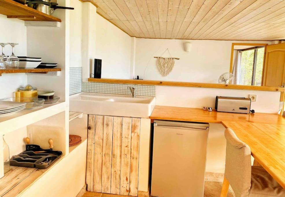 Bas De Villa Au Milieu Des Oliviers. Chateauneuf-Villevieille Zewnętrze zdjęcie